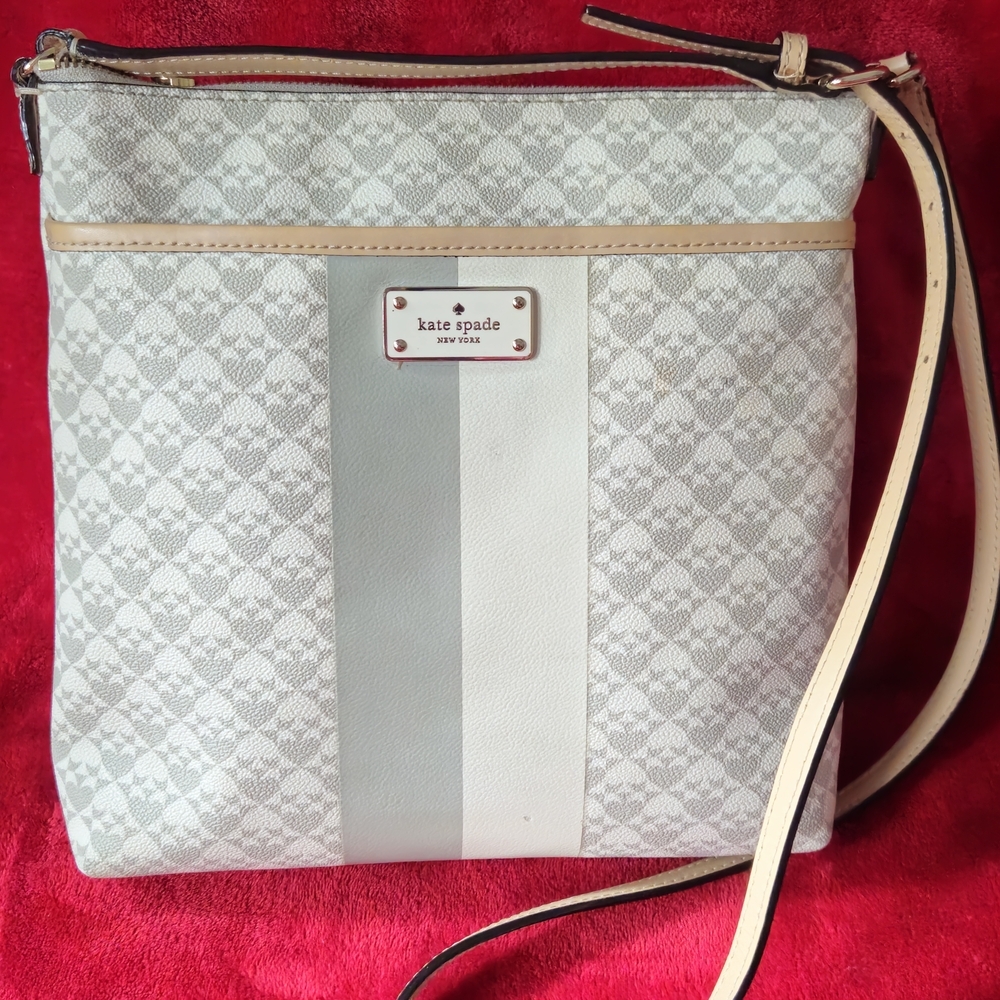 kate spade Crossbody Bag in Ivory, Light Gray & Tan